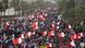 Tausende von Demonstranten protestieren am 15. März in Bahrain gegen den Einmasrch saudischer Truppen (Foto: AP) Tausende von Demonstranten protestieren am 15. März in Bahrain gegen den Einmasrch saudischer Truppen (Foto: AP)