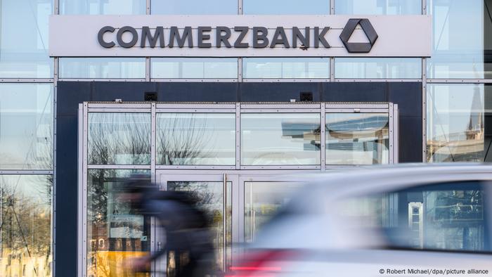 Filiale der Commerzbank: Von einst 1000 sind noch 450 übrig geblieben. 