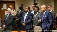 17.2.2023***
The former Memphis police officers accused of murder in the death of Tyre Nichols appear with their attorneys at an indictment hearing at the Shelby County Criminal Justice Center Friday, Feb. 17, 2023, in Memphis, Tenn. The former police officers pleaded not guilty to second-degree murder and other charges in the violent arrest and death of Nichols, (AP Photo/Brandon Dill)