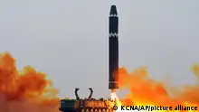 朝鲜确认洲际弹道导弹试射 威胁美韩