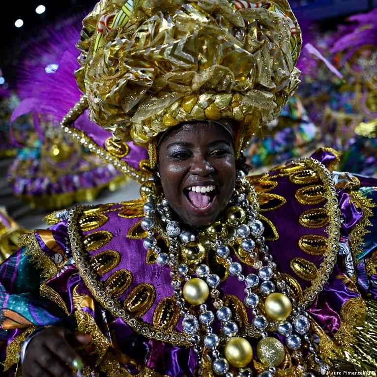 Rio's Carnival parade returns after long pandemic hiatus
