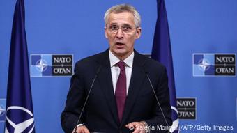 Belgien | NATO | Treffen Jens Stoltenberg mit Dmytro Kuleba und Josep Borrell