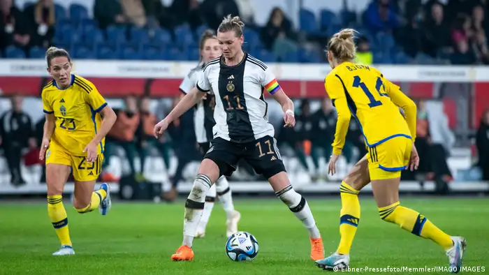 德国国家女队在同瑞典举行友谊赛（2023.2.21）