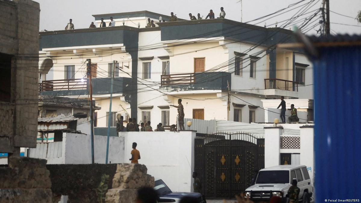 Taliban leader's old digs home to Special Forces, image size:1199x674