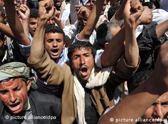 Protestierende Jemeniter in Sanaa (Foto: dpa)