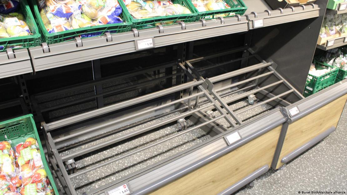 U.K. Grocers Limit Sales of Some Vegetables Amid Shortages