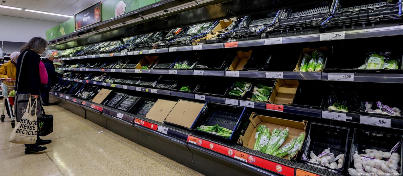 U.K. Grocers Limit Sales of Some Vegetables Amid Shortages