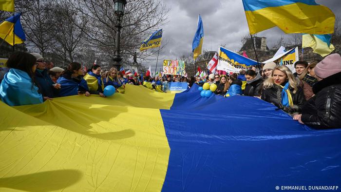 Frankreich Solidaritätsdemonstration für die Ukraine in Paris