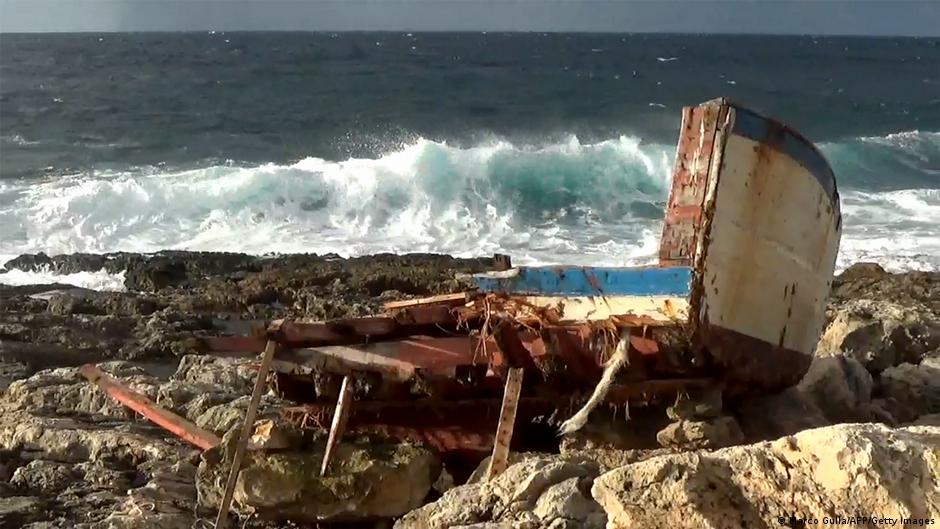 Mindestens 40 Migranten sterben bei Bootsunglück vor Süditalien
