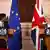El primer ministro británico, Rishi Sunak, y la Presidenta de la Comisión Europea, Ursula von der Leyen (d.).