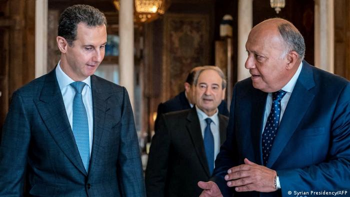 وزير الخارجية المصري سامح شكري خلال لقائه مع الرئيس السوري بشار الأسد