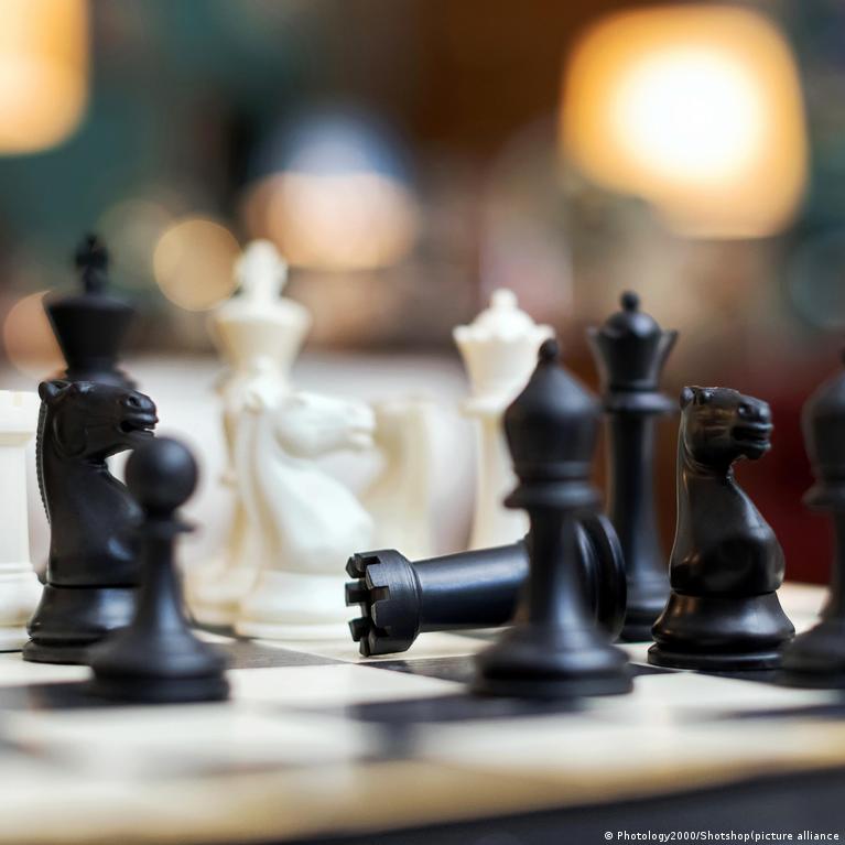 Best chess cafe's in the world? - Chess Forums 