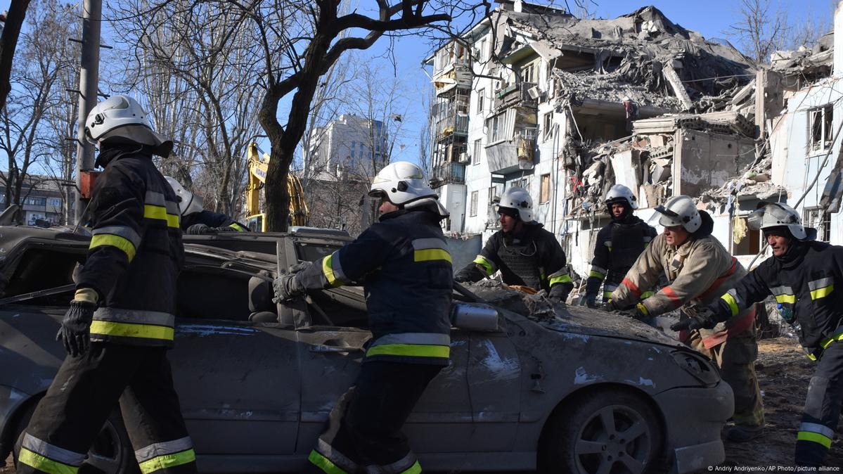 Ракетный удар по Запорожью: число погибших возросло до 10 – DW – 04.03.2023