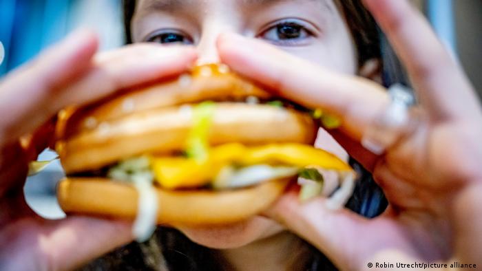 OMS lança primeiras diretrizes globais para o combate à obesidade infantil