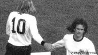 The Bundesliga Looks Back At 50 Eventful Years Sports German Football And Major International Sports News Dw 08 08 2013