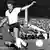ولفگانگ اوورات (پیراهن سفید) در دیدار آلمان و اسپانیا در جام جهانی ۱۹۶۶ انگلیس