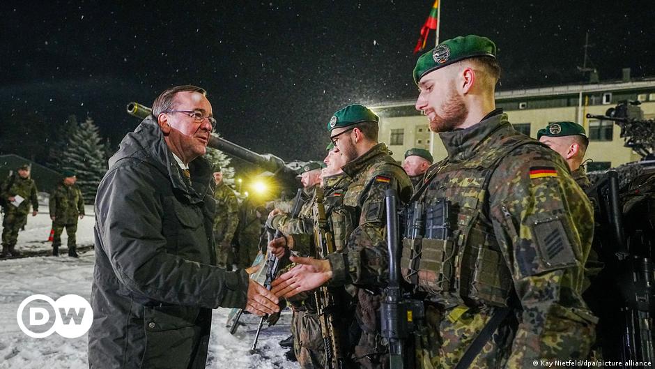 Bundesverteidigungsminister besucht NATO-Mitglied Litauen – DW – 06.03.2023