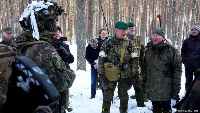 Litauen | Boris Pistorius auf dem Truppenübungsplatz Pabrade