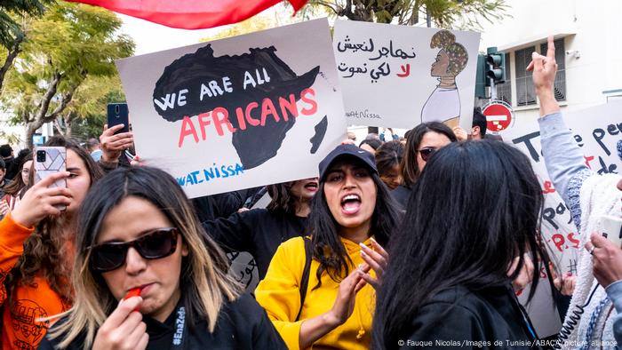 جانب من الاحتجاجات في تونس ضد العنصرية