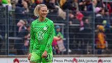 November 27, 2022, Cologne, North-Rhine-Westphalia, Germany: Cologne, Germany, November 27th 2022: Rebecka Blomqvist (21 Wolfsburg) during warm up prior to the FLYERALARM Frauen-Bundesliga match between 1. FC Koeln and VfL Wolfsburg at Franz-Kremer-Stadium in Cologne, Germany. (Credit Image: Â© Norina Toenges/Sport Press Photo via ZUMA Press