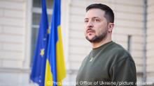 Praesident Volodymyr SELENSKYJ, Einzelbild,angeschnittenes Einzelmotiv, Halbfigur,halbe Figur. Selenskyj und EU-Parlamentspraesidentin Roberta Metsola treffen sich in Lwiw am 03.03.2023, Working trip of the President of Ukraine to the Lviv region Foto:The Presidential Office of Ukraine via