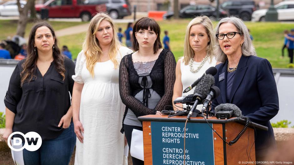 US Texas Women Denied Abortions Sue State DW 03 08 2023   64915267 6 