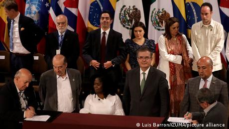Kolumbiens Regierung und ELN-Guerilla vereinbaren Friedensagenda