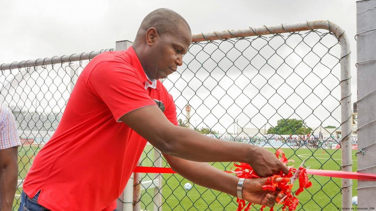 FRELIMO Destaca Aposta Jovem Na Escolha De Daniel Chapo – DW – 06/05/2024