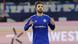 Schalkes Kenan Karaman hebt nach seinem Tor gegen Borussia Dortmund beide Zeigefinger gen Himmel Schalkes Kenan Karaman hebt nach seinem Tor gegen Borussia Dortmund beide Zeigefinger gen Himmel