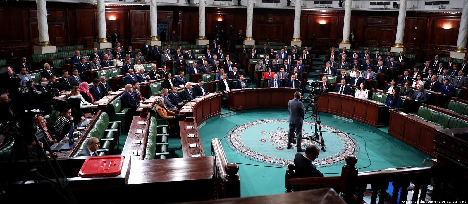 [Image: 64971750_1006.jpg]