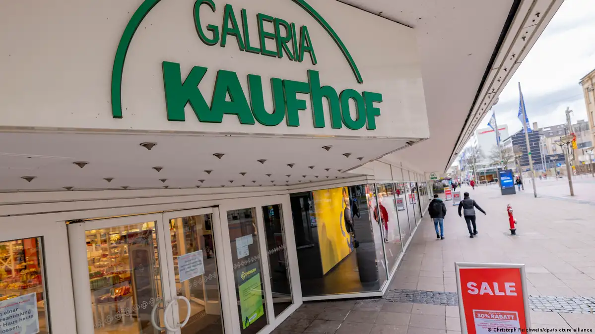 Galeria Karstadt Kaufhof: Over 40 branches threatened with closure