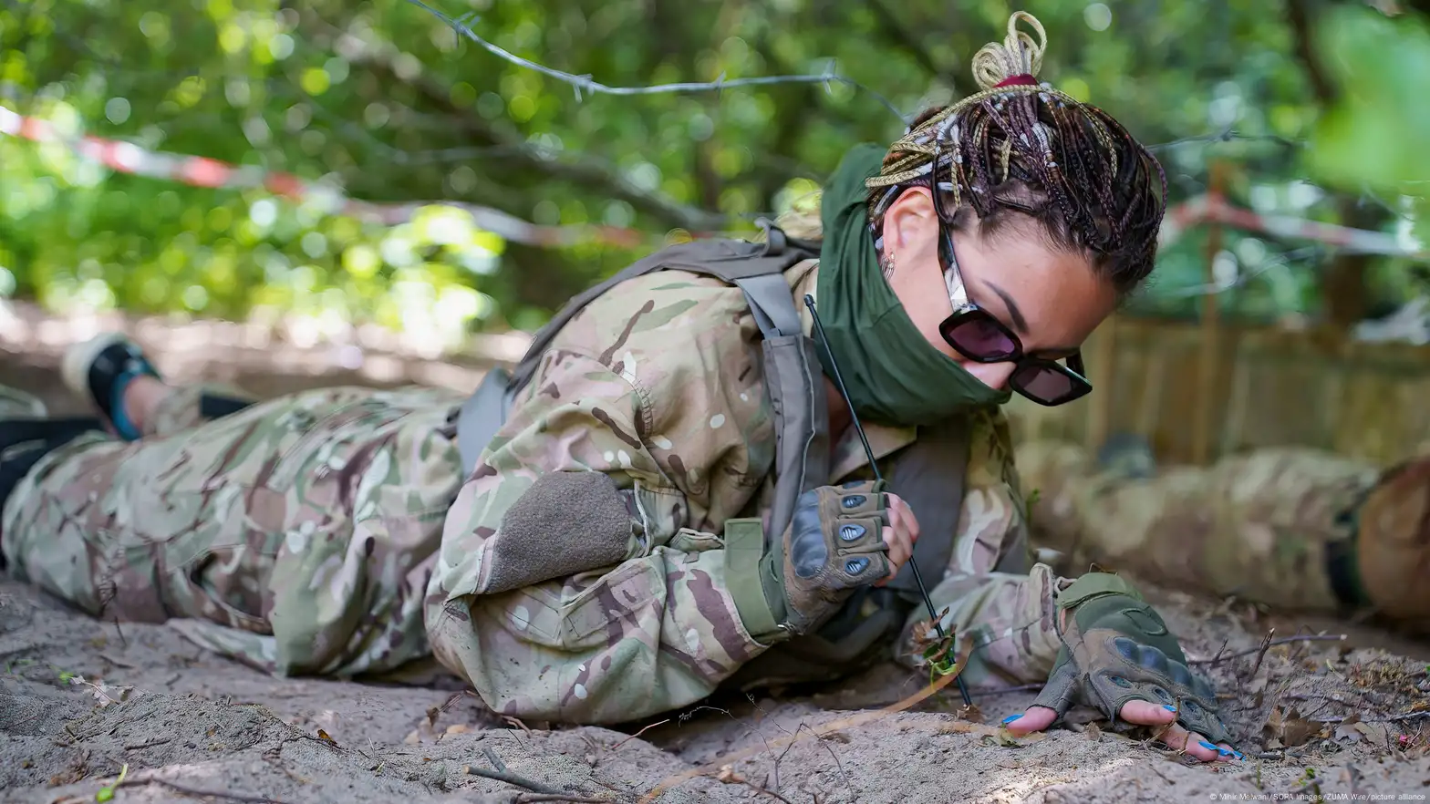 Mujeres soldado de Ucrania denuncian discriminación – DW – 06/10/2023