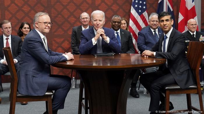 USA | AUKUS-Verteidigungsbündnis | Anthony Albanese, Joe Biden und Rishi Sunak