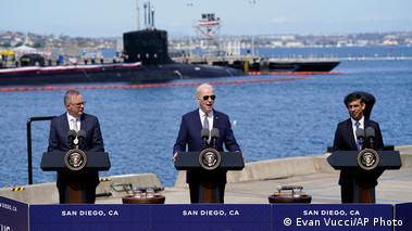 US, UK and Australia unveil nuclear submarine plan