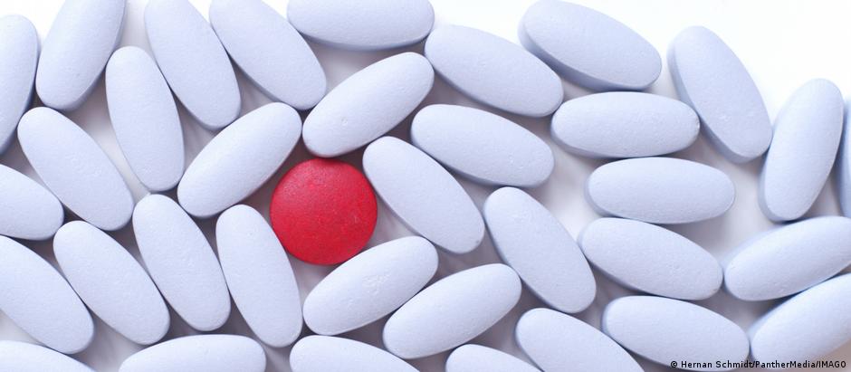 Zu den Medikamenten, deren Wirkung durch Hitze beeinflusst werden kann, gehören Medikamente gegen Herzrhythmusstörungen und Antidiabetika. Zu den Medikamenten, deren Wirkung durch Hitze beeinflusst werden kann, gehören Medikamente gegen Herzrhythmusstörungen und Antidiabetika.