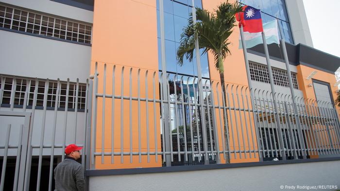 Edificio de la embajada de Taiwán en Tegucigalpa.