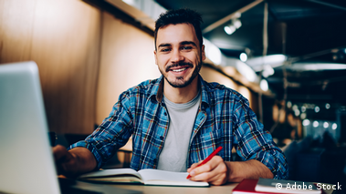 Der Student Vocabulary | 73 At university I