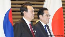 有意放弃历史恩怨 韩总统时隔4年首度访日