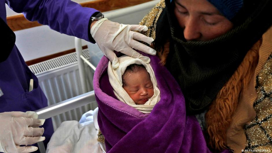 Midwives, a hope for women in Afghanistan – DW – 03/25/2023 - Vimarsana News
