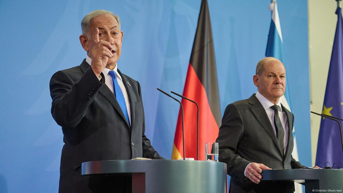 نخست‌وزیر اسرائیل در کنفرانس خبری مشترک گفت، در اسرائیل یک قوه قضاییه مستقل وجود دارد، اما بسیاری فکر می‌کنند که بیش از حد قدرتمند است
