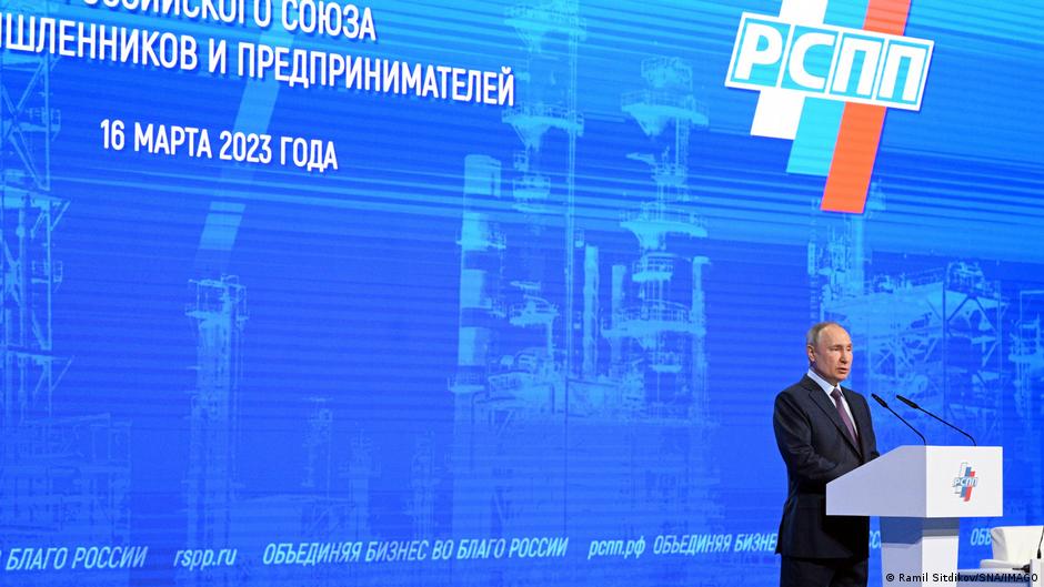 Крупный бизнес перевел в казну РФ почти 400 млрд рублей по требованию Путина