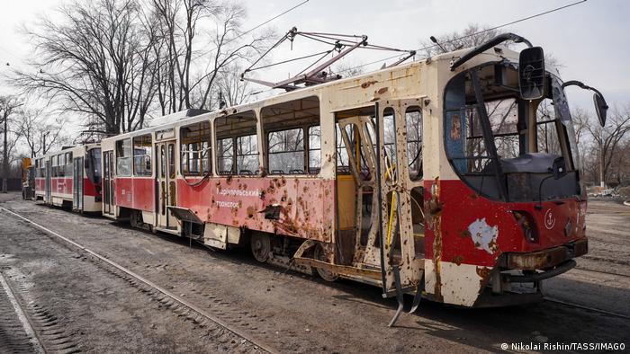 Zerstörtes Straßenbahn-Depot in Mariupol (Februar 2023)