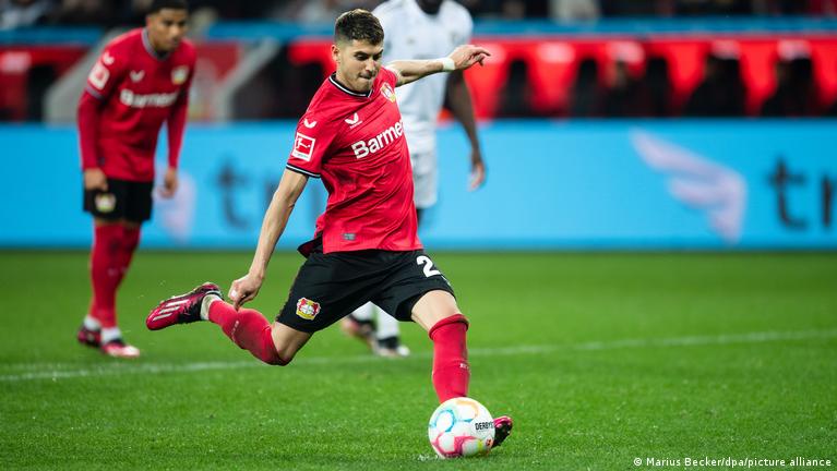 Exequiel Palacios renueva hasta 2028 con el Bayer Leverkusen