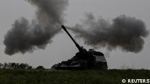 A German self-propelled gun Panzerhaubitze 2000 fires at the frontline, amid Russia's attack on Ukraine, in the Donbas region, Ukraine August 20, 2022. REUTERS/Stringer