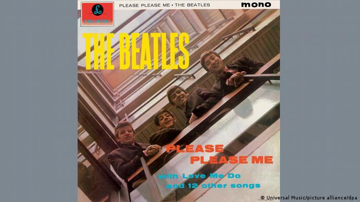 El álbum de los Beatles Please Please Me.