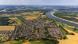 Blick auf den Rhein bei der Stadt Zons am Niederrhein. Blick auf den Rhein bei der Stadt Zons am Niederrhein.