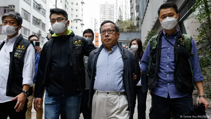 3月21日，何俊仁因涉嫌在保释期间干扰证人，被香港警方国安处拘捕。