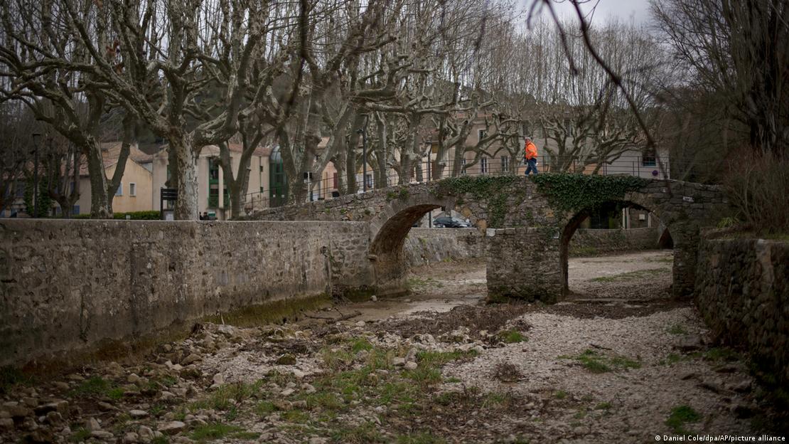 Ποτάμι στη Νότια Γαλλία στέρεψε από την ξηρασία