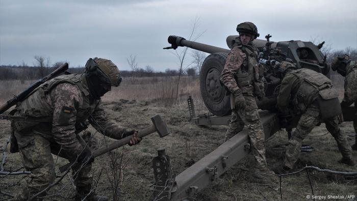 Ukrainische Soldaten nahe der Frontlinie bei Bachmut