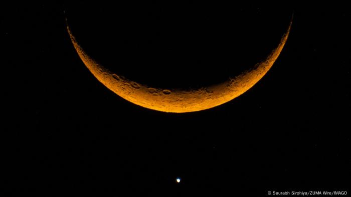 Venus y la Luna